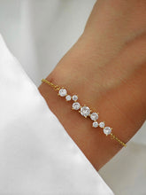 Multi Zirkon Armkette in gold mit kleinen Zirkon Steinen aus Edelstahl von Lymaja Jewelry