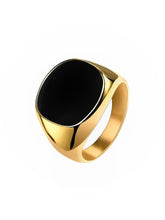 Siegel Ring Golden Black in gold mit schwarzem Onyx für Maenner aus 18k Edelstahl von Lymaja Jewelry