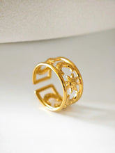 Celestial Ring Gold – verstellbarer Damenring mit Sonne, Mond & Sternen aus 18k vergoldetem Edelstahl - LYMAJA