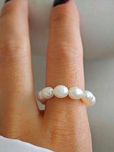 Nami Perlenring aus natürlichen Süßwasserperlen, flexibler Damenring