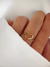 Open Heart Ring – filigraner, verstellbarer Herzring aus 18k vergoldetem Edelstahl - LYMAJA