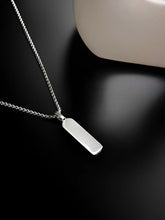 Slim Rectangle Halskette Herren – 316L Edelstahl, silberner Bar-Anhänger, wasserfest & modern, 55 cm - LYMAJA