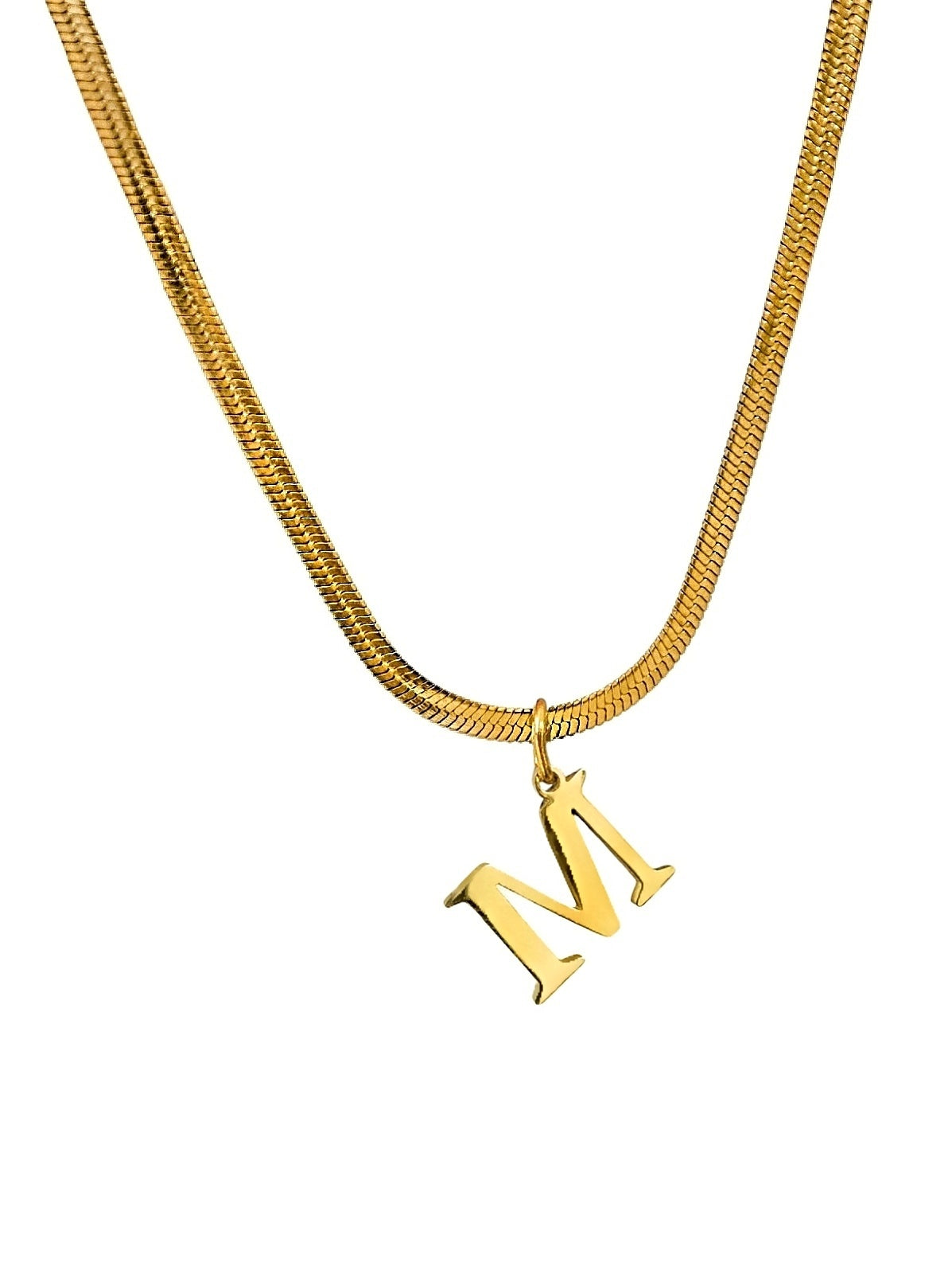 Buchstaben Charm Anhaenger Schlangen Halskette in Gold aus 18k Edelstahl von Lymaja Jewelry 