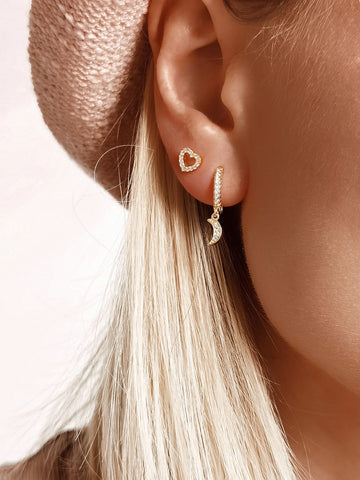 Zirkon Piercing Ohrstecker mit Herz in gold von Lymaja