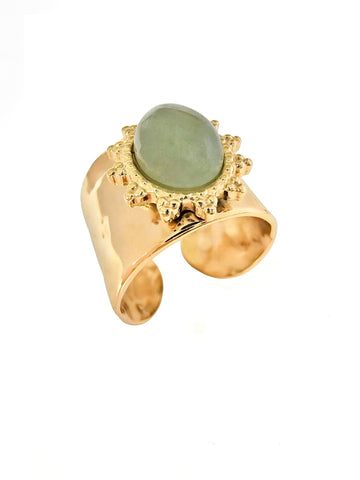 Green Akira Sonnen Ring gold in Schalenform mit türkis mint grünem Stein aus Edelstahl von Lymaja Jewelry