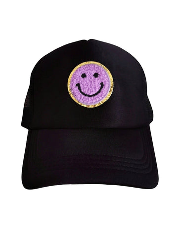 Lymaja Trucker Cap mit Smiley in Schwarz mit lila Smiley