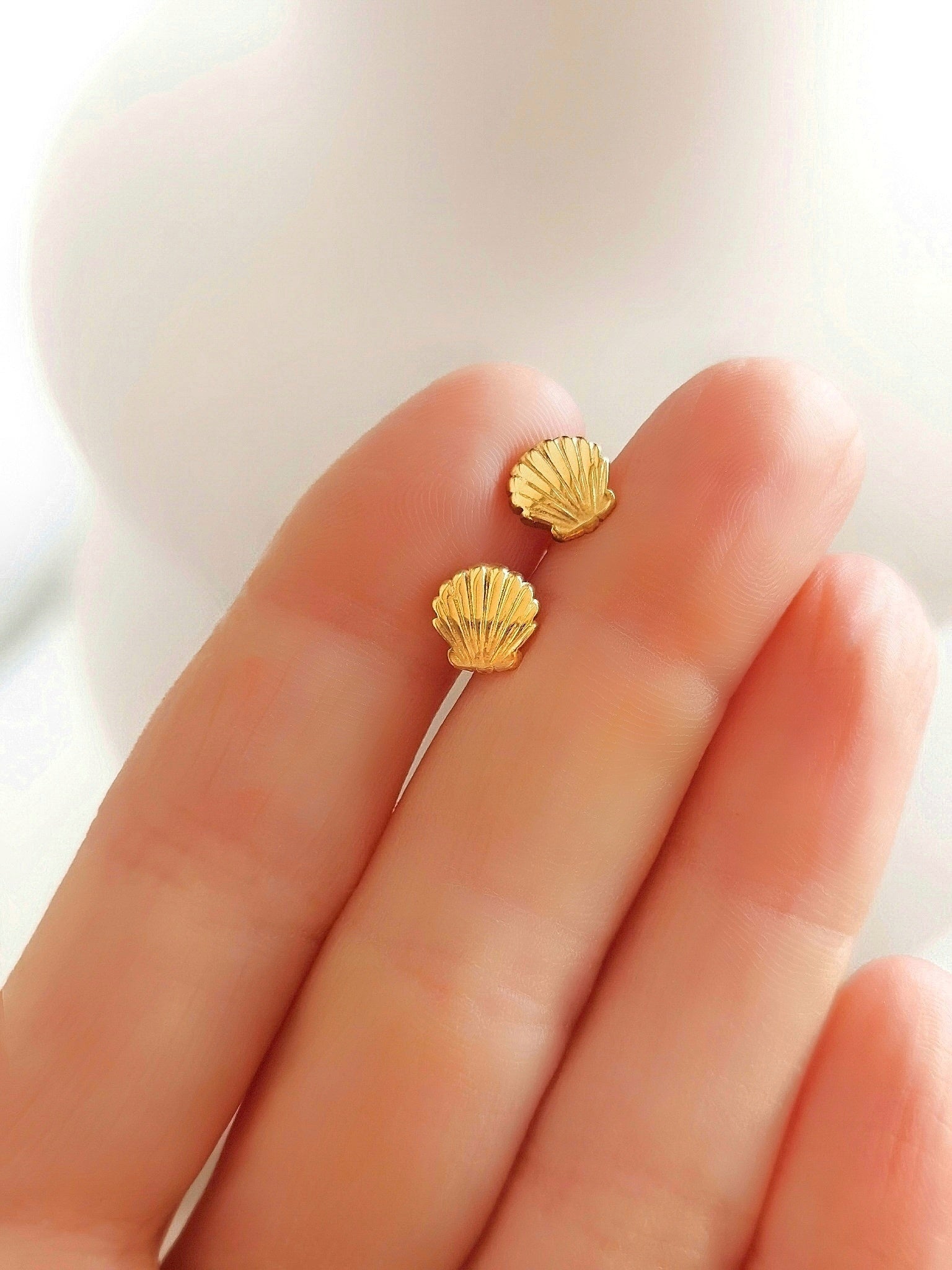 Muschel Piercing Ohrring