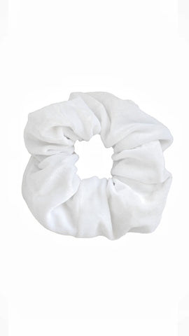 Weicher Samt Scrunchie Haargummi in Weiss Haaraccessoires für Frauen von Lymaja Jewelry