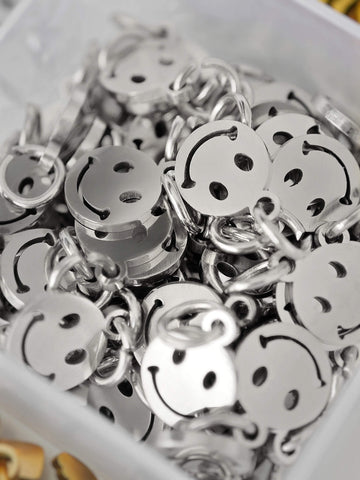 Smiley Halsketten Charm Anhänger mit einem Lachen in Silber Edelstahl von Lymaja Jewelry 