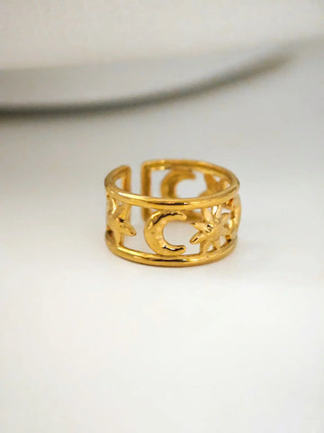 Celestial Ring Gold – verstellbarer Damenring mit Sonne, Mond & Sternen aus 18k vergoldetem Edelstahl - LYMAJA