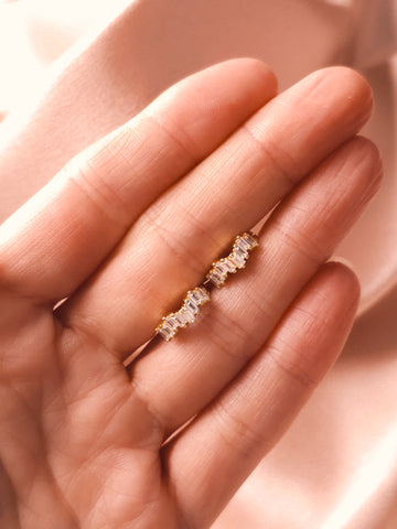 Goldene Mini Zirkon Hoops Ohrringe mit Klappverschluss - LYMAJA