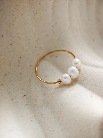 Marea Pearl Ring in Gold mit 3 großen Süßwasserperlen – LYMAJA