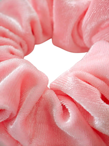 Samt Scrunchie in Puder Rosa weicher Haargummi - LYMAJA