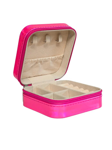 Schmuckkästchen Glossy Pink aus PU Leder als Organizer für Halsketten Ohrringe und Ringen von Lymaja Jewelry 
