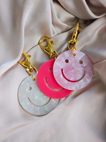 3 Smiley Schlüsselanhänger aus Acryl mit Gold-Karabiner von LYMAJA 