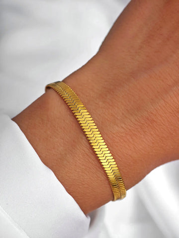 Breites Snake Armband in Gold aus 5mm breitem 18K vergoldetem 316L Edelstahl