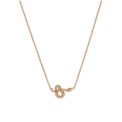 Filigrane goldene Snake Halskette aus rose farbenen Edelstahl von LYMAJA mit einer geschmeidigen Schlangenkette und einem 18mm Anhänger.